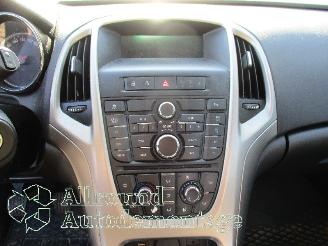 Opel Astra Astra J (PC6/PD6/PE6/PF6) Hatchback 5-drs 1.4 Turbo 16V (A14NET(Euro 5=
)) [88kW]  (10-2010/10-2015) picture 10