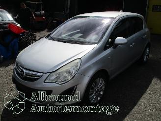 Autoverwertung Opel Corsa Corsa D Hatchback 1.4 16V Twinport (A14XER(Euro 5)) [74kW]  (12-2009/0=
8-2014) 2012