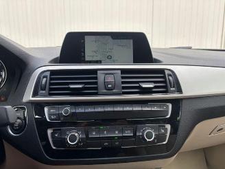BMW 2-serie 0d Advantage Cabriolet LED / Navigation picture 17