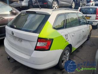 Vrakbiler auto Skoda Fabia Fabia III Combi (NJ5), Combi 5-drs, 2014 / 2022 1.4 TDI 16V 90 Greentech 2017/7