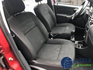 Dacia Sandero Sandero I (BS), Hatchback, 2008 / 2013 1.6 picture 19