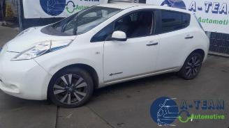 Nissan Leaf Leaf (ZE0), Hatchback, 2010 / 2017 Leaf picture 4