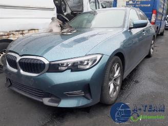 Vrakbiler auto BMW 3-serie 3 serie (G20), Sedan, 2018 320i 2.0 TwinPower Turbo 16V 2019/8