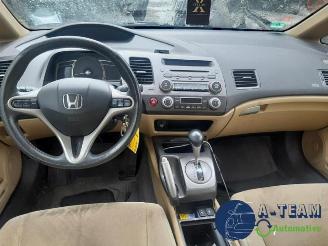 Honda Civic Civic (FA/FD), Sedan, 2005 / 2012 1.3 Hybrid picture 15