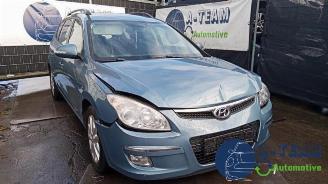 Hyundai I-30 i30 Crosswagon (WWH), Combi, 2007 / 2012 1.6 CVVT 16V picture 1