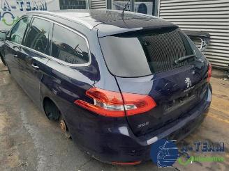 Peugeot 308 308 SW (L4/L9/LC/LJ/LR), Combi 5-drs, 2014 / 2021 1.2 12V e-THP PureTech 130 picture 3