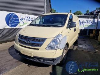 Vrakbiler auto Hyundai H-300 H-300, Van, 2008 2.5 CRDi 2010/3