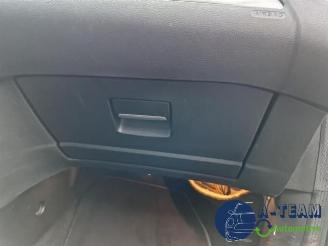 Ford Mondeo Mondeo IV, Hatchback, 2007 / 2015 1.6 Ti 16V picture 31