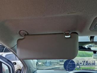 Toyota Yaris Yaris II (P9), Hatchback, 2005 / 2014 1.3 16V VVT-i picture 32