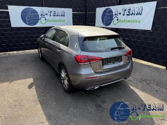 Uttjänta bilar auto Mercedes A-klasse A (177.0), Hatchback, 2018 / 2026 1.3 A-180 Turbo 16V 2020/7