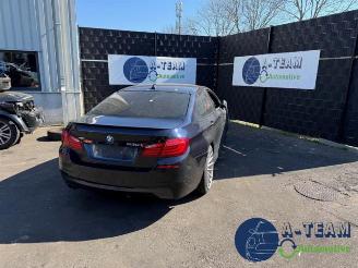 Vrakbiler auto BMW 5-serie 5 serie (F10), Sedan, 2009 / 2016 530i 24V 2013/7