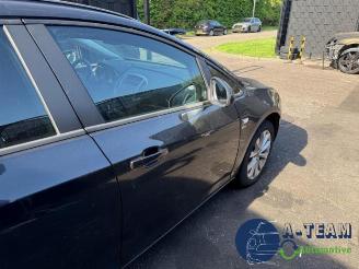 Opel Astra Astra J Sports Tourer (PD8/PE8/PF8), Combi, 2010 / 2015 1.4 16V ecoFLEX picture 29