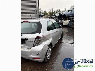 Toyota Yaris Yaris III (P13), Hatchback, 2010 / 2020 1.0 12V VVT-i picture 3