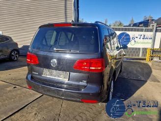 Vrakbiler auto Volkswagen Touran Touran (1T3), MPV, 2010 / 2015 1.2 TSI 2014/5