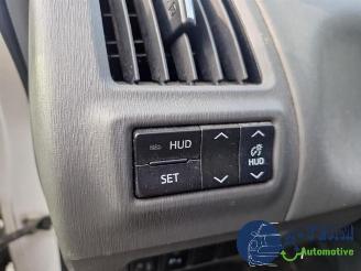 Toyota Prius Plus Prius Plus (ZVW4), MPV, 2011 1.8 Hybrid 16V picture 30