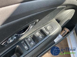 Renault Mégane Megane III Berline (BZ), Hatchback 5-drs, 2008 / 2017 1.2 16V TCE 115 picture 23