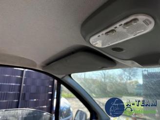 Renault Trafic Trafic New (FL), Van, 2001 / 2014 2.0 dCi 16V 115 picture 22