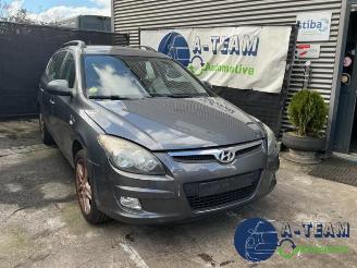 Vrakbiler auto Hyundai I-30 i30 Crosswagon (WWH), Combi, 2007 / 2012 1.4 CVVT 16V 2010/5