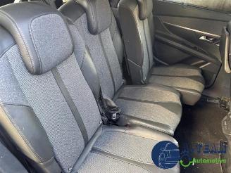 Peugeot 5008 5008 II (M4/MC/MJ/MR), MPV, 2016 / 2024 1.2 12V e-THP PureTech 130 picture 17