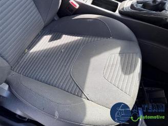 Ford Focus Focus 3 Wagon, Combi, 2010 / 2020 1.0 Ti-VCT EcoBoost 12V 125 picture 20