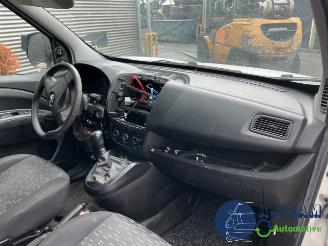 Opel Combo Combo, Van, 2012 / 2018 1.3 CDTI 16V ecoFlex picture 17