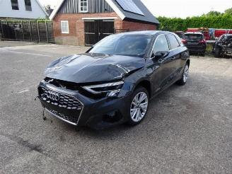 Uttjänta bilar auto Audi A3 A3 Sportback (8YA), Hatchback 5-drs, 2019 1.4 40 TFSIe 16V 2021/6