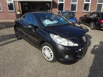 Coche siniestrado Peugeot 207 207 CC (WB), Cabrio, 2007 / 2015 1.6 16V 2011/1