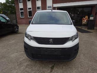 krockskadad bil auto Peugeot Partner Partner (EA//EF/EN/EU), Van, 2018 1.5 BlueHDi 100 2020/10