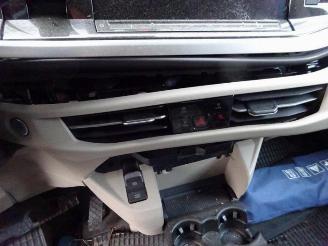 Volkswagen Multivan  picture 13