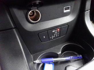 Citroën C3 C3 (SX/SW), Hatchback, 2016 1.2 12V e-THP PureTech 110 picture 15