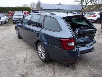 Skoda Octavia Octavia Combi (5EAC), Combi 5-drs, 2012 / 2020 1.6 TDI 16V picture 3