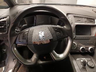 Citroën DS5 DS5 (KD/KF) Hatchback 5-drs 2.0 HDi 16V 200 Hybrid4 (DW10CTED4(RHC)) [=
120kW]  (12-2011/07-2015) picture 15