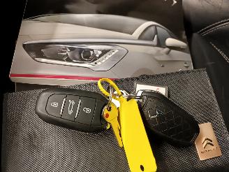 Citroën DS5 DS5 (KD/KF) Hatchback 5-drs 2.0 HDi 16V 200 Hybrid4 (DW10CTED4(RHC)) [=
120kW]  (12-2011/07-2015) picture 18