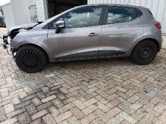 Renault Clio Clio IV (5R) Hatchback 5-drs 0.9 Energy TCE 90 12V (H4B-400(H4B-A4)) [=
66kW]  (11-2012/...) picture 7