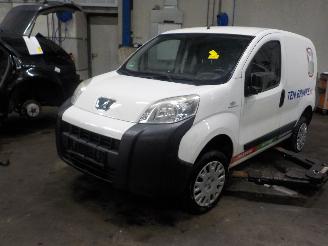 Peugeot Bipper Bipper (AA) Van 1.3 HDI (F13DTE5(FHZ)) [55kW]  (10-2010/...) picture 1