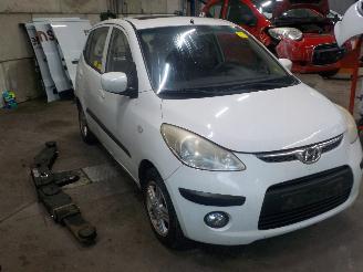 Hyundai I-10 i10 Hatchback 1.1i 12V (G4HG) [49kW]  (01-2008/03-2011) picture 2