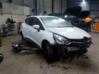 Renault Clio Clio IV (5R) Hatchback 5-drs 1.5 Energy dCi 90 FAP (K9K-639) [66kW]  (=
11-2012/08-2021) picture 2