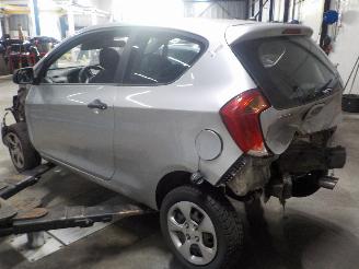 Kia Picanto Picanto (TA) Hatchback 1.0 12V (G3LA) [51kW]  (05-2011/06-2017) picture 4