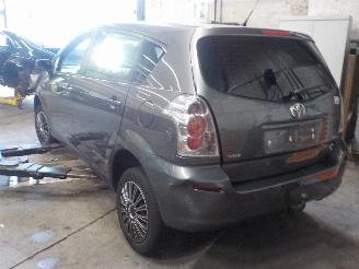 Toyota Corolla Corolla Verso (R10/11) MPV 1.6 16V VVT-i (3ZZFE) [81kW]  (04-2004/03-2=
009) picture 4