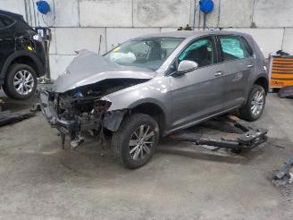 Volkswagen Golf Golf VII (AUA) Hatchback 1.2 TSI 16V (CJZB) [63kW]  (08-2012/03-2020) picture 1