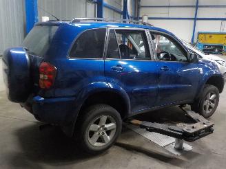 Toyota Rav-4 RAV4 (A2) Terreinwagen 2.0 D-4D 16V 4x4 (1CD-FTV) [85kW]  (05-2001/11-=
2005) picture 3