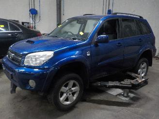 Auto da rottamare Toyota Rav-4 RAV4 (A2) Terreinwagen 2.0 D-4D 16V 4x4 (1CD-FTV) [85kW]  (05-2001/11-=
2005) 2005