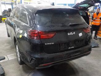 Kia Cee d Ceed Sportswagon (CDF) Combi 5-drs 1.0i T-GDi 12V (G3LE) [88kW]  (05-2=
018/...) picture 4