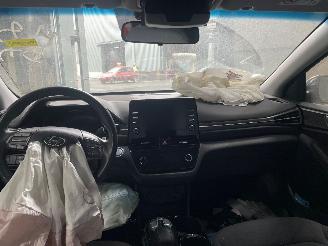 Hyundai Ioniq Ioniq Liftback EV 38 kWh (EM10) [100kW]  (07-2019/07-2022) picture 5