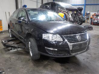 Volkswagen Passat Passat (3C2) Sedan 2.0 FSI 16V (BVY) [110kW]  (03-2005/07-2010) picture 2