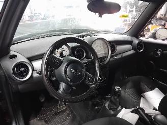 Mini Mini Mini Open (R57) Cabrio 1.6 16V One (N16-B16A) [72kW]  (09-2009/06-2015=
) picture 5