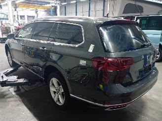 Volkswagen Passat Passat Variant (3G5) Combi 2.0 R 16V 4Motion (DNFE) [206kW]  (05-2015/=
03-2024) picture 4