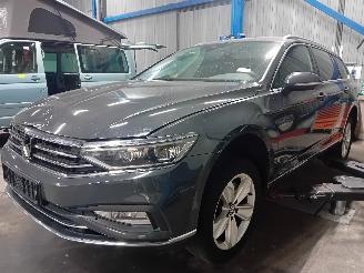 Uttjänta bilar auto Volkswagen Passat Passat Variant (3G5) Combi 2.0 R 16V 4Motion (DNFE) [206kW]  (05-2015/=
03-2024) 2021/4
