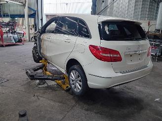 Mercedes B-klasse B (W246) Hatchback 1.6 B-180 BlueEFFICIENCY Turbo 16V (M270.910) [90kW=
]  (11-2011/12-2018) picture 4