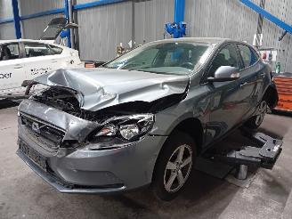 Vrakbiler auto Volvo V-40 V40 (MV) Hatchback 5-drs 2.0 D4 16V (D4204T14) [140kW]  (05-2014/08-20=
19) 2014/0